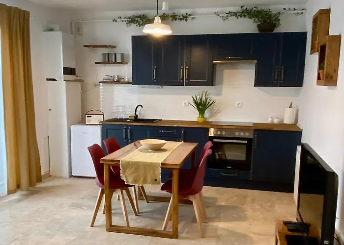 Helga\'S Place Premium 1 Bedroom Condo